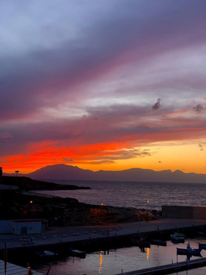 Le Lanterne Di Terrasini Hotell Exteriör bild